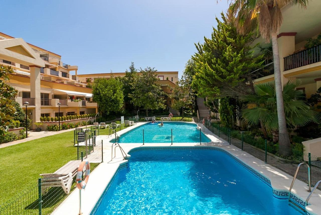 Oleholidays 806 Romana Playa Primera Linea De Playa Marbella Exterior photo