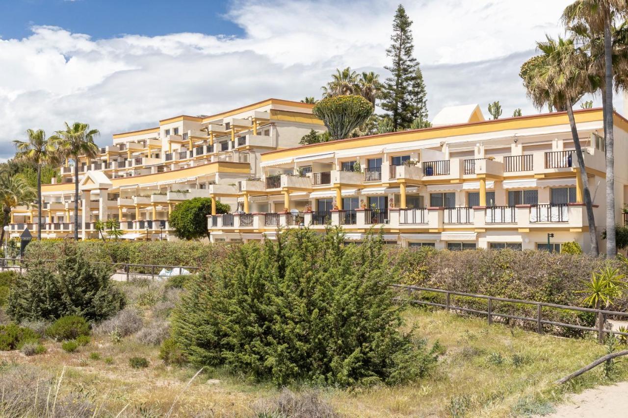 Oleholidays 806 Romana Playa Primera Linea De Playa Marbella Exterior photo